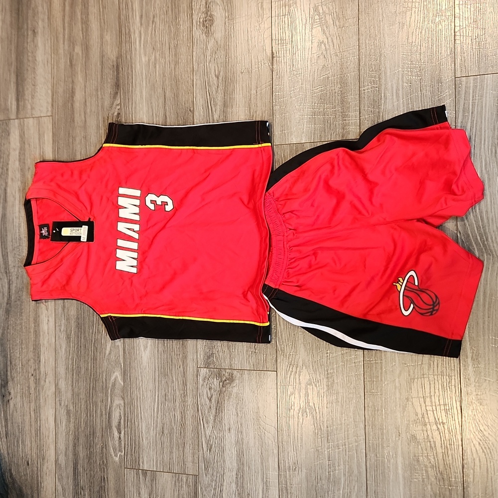 NWT Sport Best Fashion Miami Heat #3 Wade Boys 2pc Basketball Set sz M